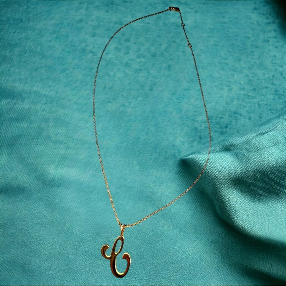 14 Karat Yellow Gold Script Initial E Necklace - image 2